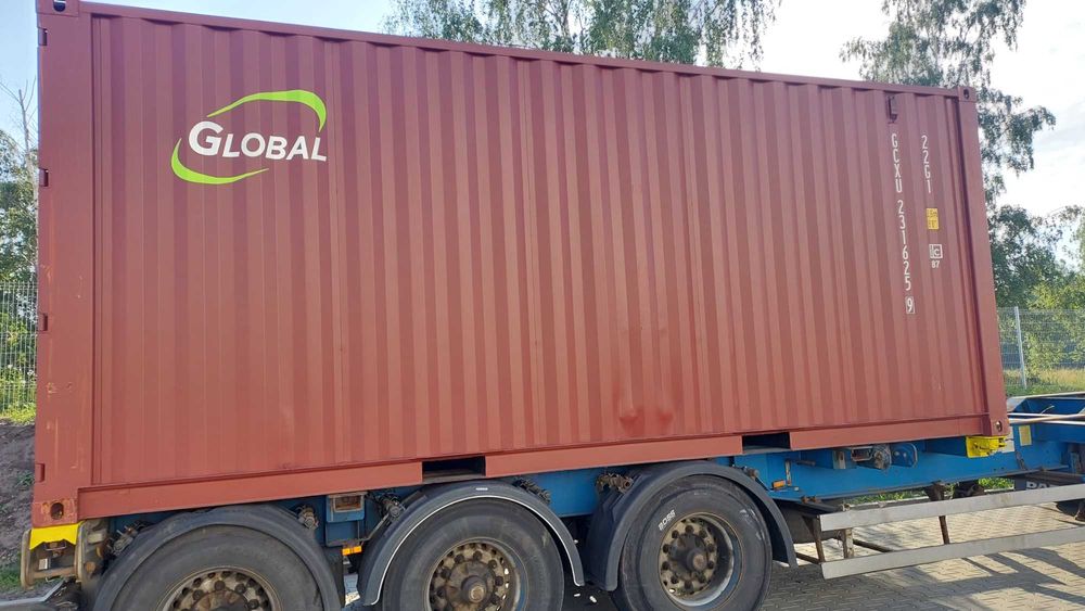 Naczepa pod kontenery morskie