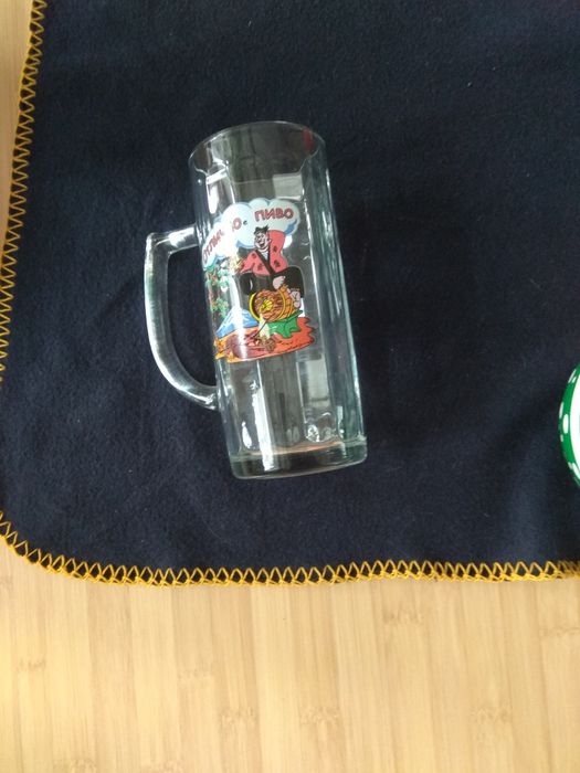 Подносы и посуда разная