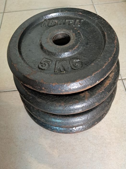 Alteres de ferro + Barra + pesos/bolachas de ferro- 28 kg.