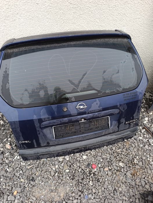 Klapa tył opel Zafira z282