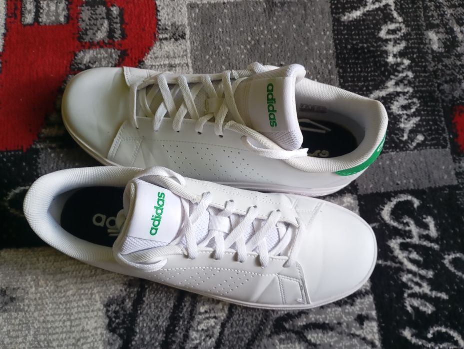 Białe buty damskie adidas Advantage 40