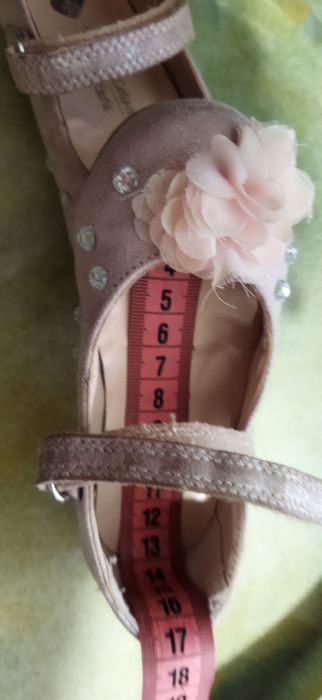 Продам дитячі туфельки