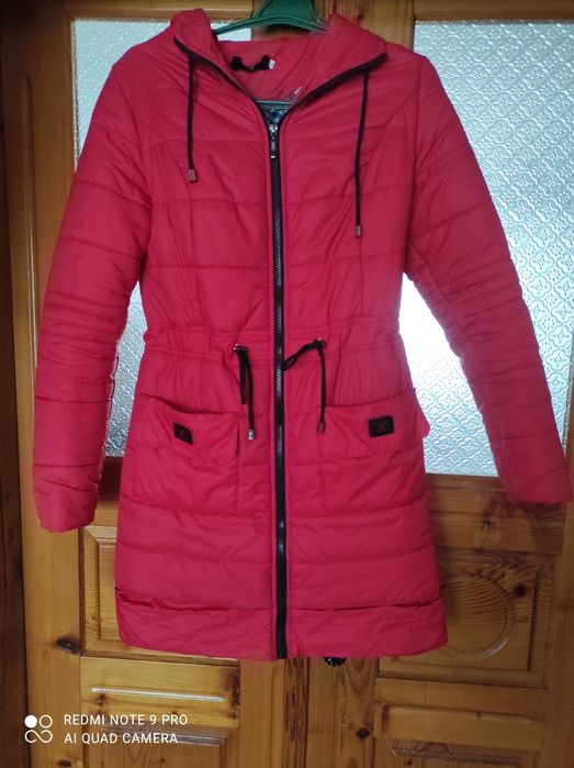 Продам куртку осінню