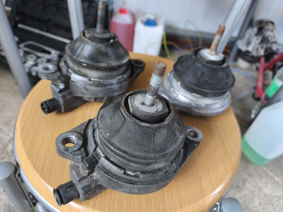 Audi A6 C4 audi 80 B4 poduszka silnika