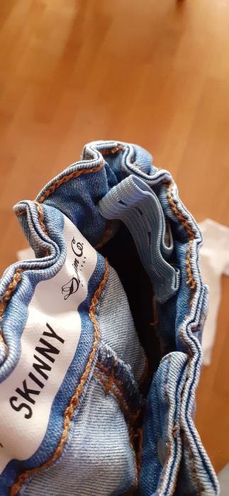 Calça 4-5 anos 110cm + camisola lol