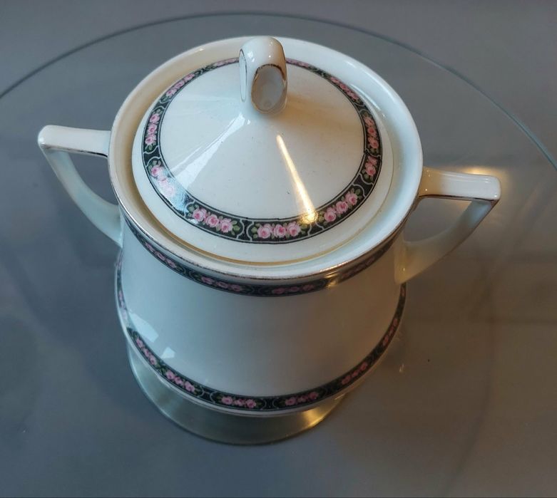 Antyk. Cukiernica porcelanowa duża.