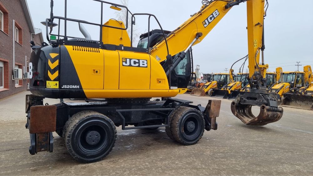 Перегружатель JCB JS 20 MH ,2021
