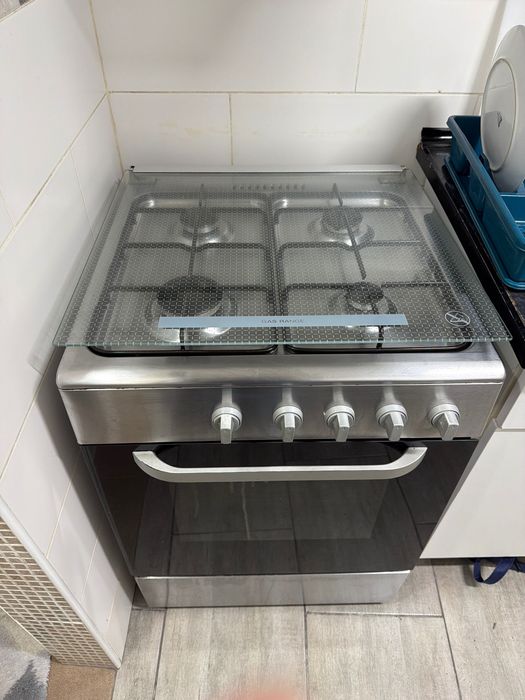 Fogão usado 4 bicos