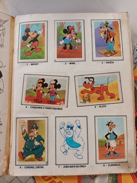 Caderneta cromos antiga walt disney