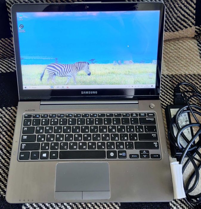 Ультрабук Samsung NP-540U, сенсорний екран, Core i5, ram8Gb, ssd160Gb.