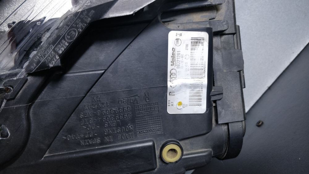 Фара audi q7 USA Led