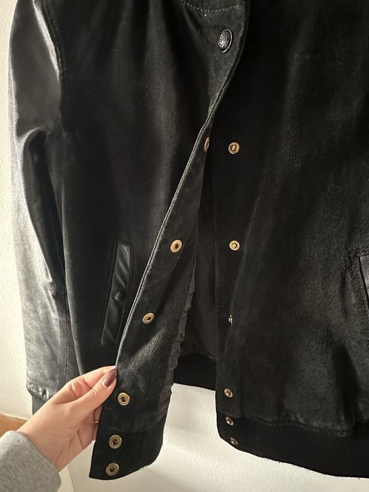 Skórzana kurtka bomberka Mango