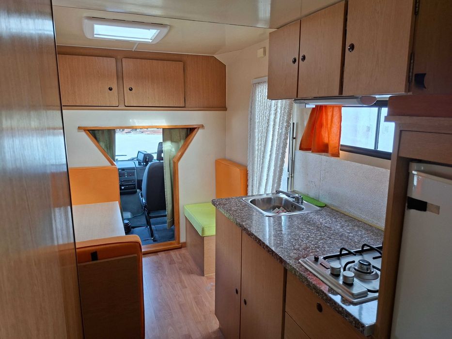 Autocaravana Iveco Adria