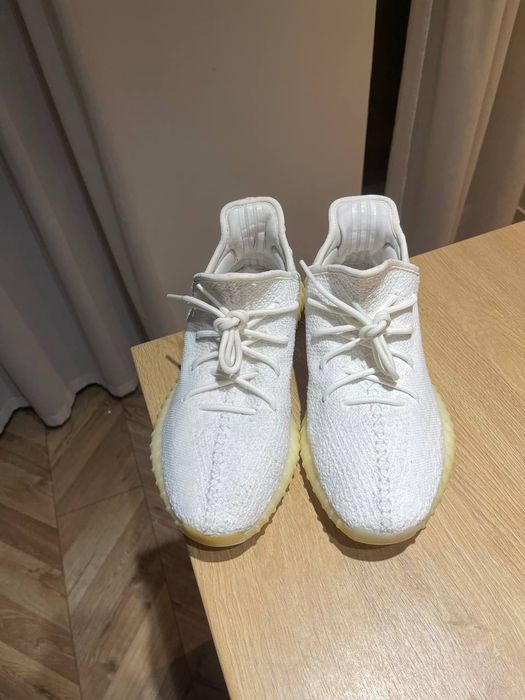 adidas Yeezy boost 350 v2 cream white 44 2/3.