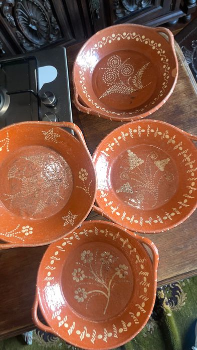 Louça de barro antiga negociável