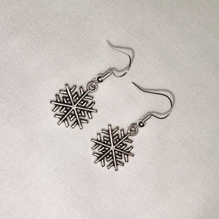Kolczyki wiszące Płatki śniegu Handmade