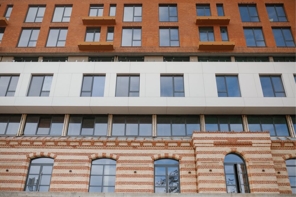 Готова 1 кім квартира в центрі міста . Зданий Будинок !