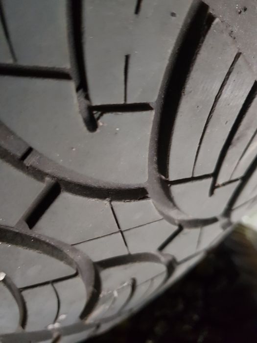 Opony Letnie R20 295/40-8mm-Montaż