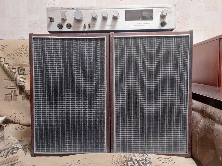 Продам усилительУ-101 стерио  Radiotehnika