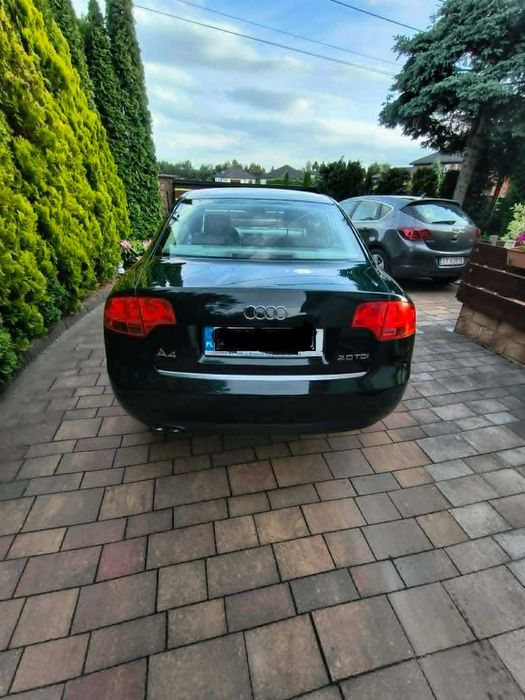 Samochod osobowy marki Audi a4 b7 2006r 2.0tdi 143km