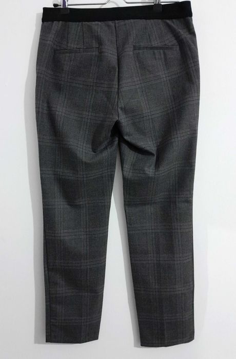 Calças chino aos quadrados cinzento escuro Zara T: M Novas