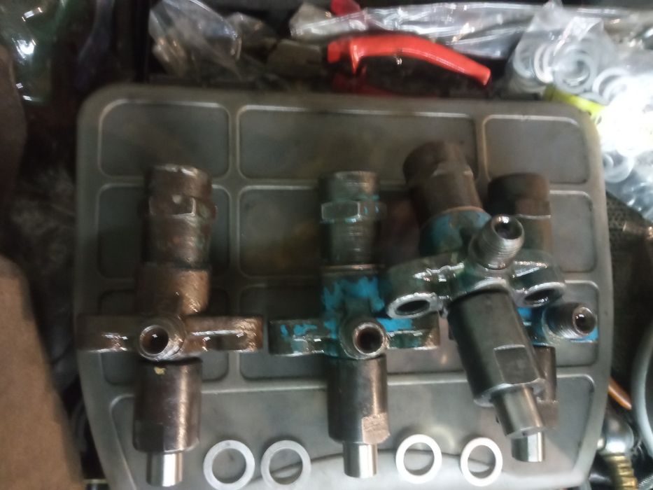 Форсунки МТЗ ЮМЗ т-40.маз камаз.