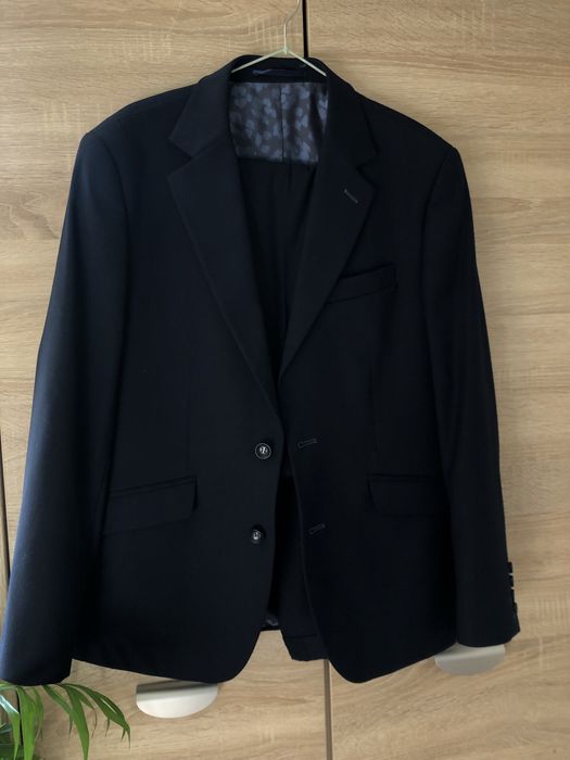 Garnitur granatowy młodzieżowy