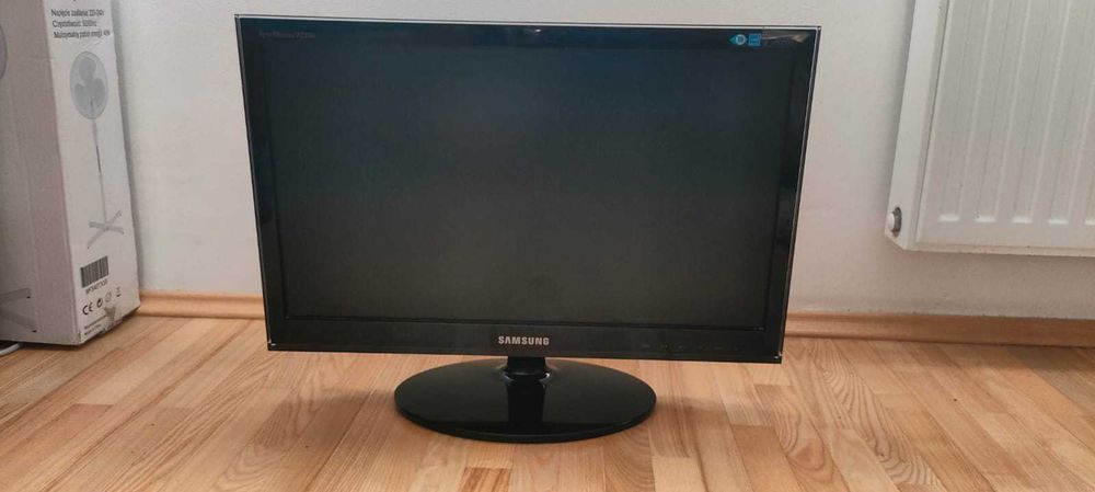Monitor Samsung P2250 / LR22WS 21,5"