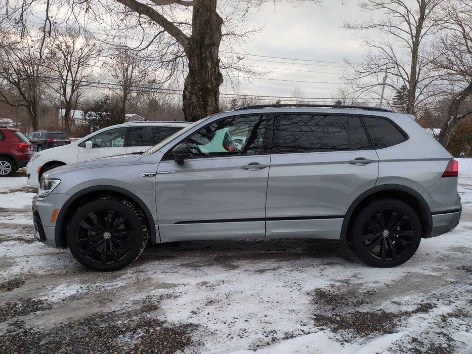 Volkswagen Tiguan      2020