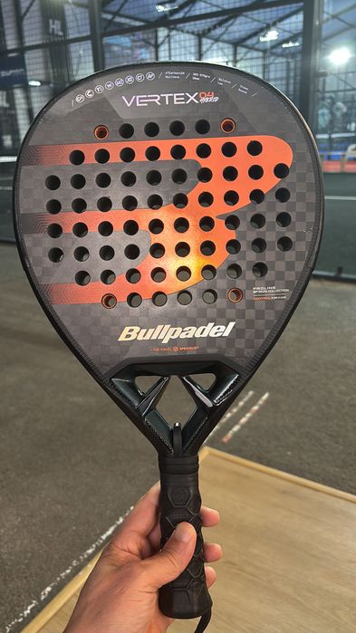 Raquete Bulpadel Vertex 04 hybrid 2025