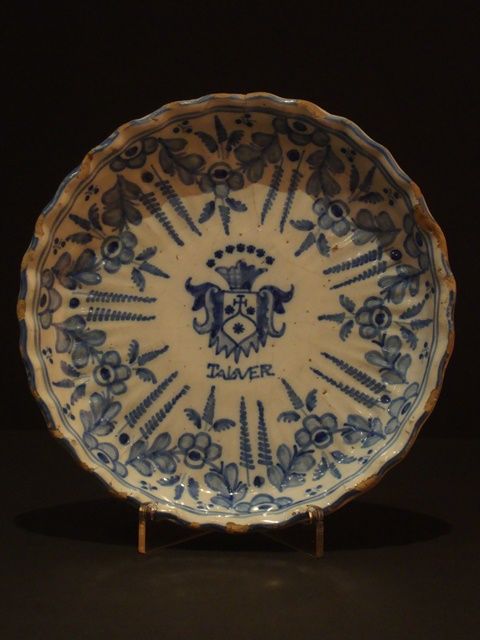 Caneca antiga em faiança Espanhola