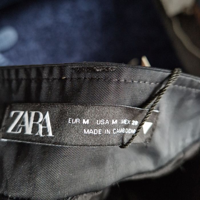 Nowe szerokie spodnie Zara