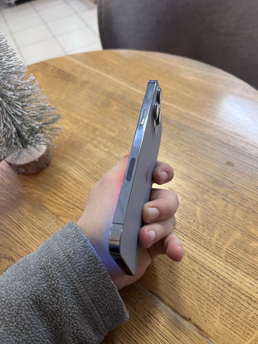Продам iPhone 13 pro max 512gb sierra blue