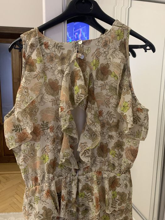 Плаття довге.