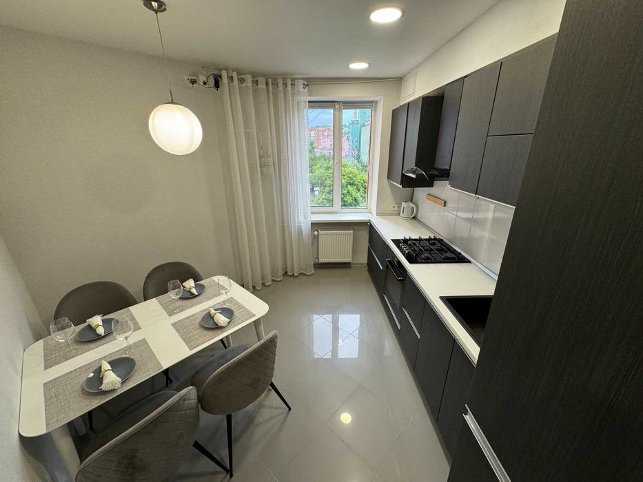 ‼️ Поділ ‼️ Ремонт. 2кк!! З меблями та технікою!!