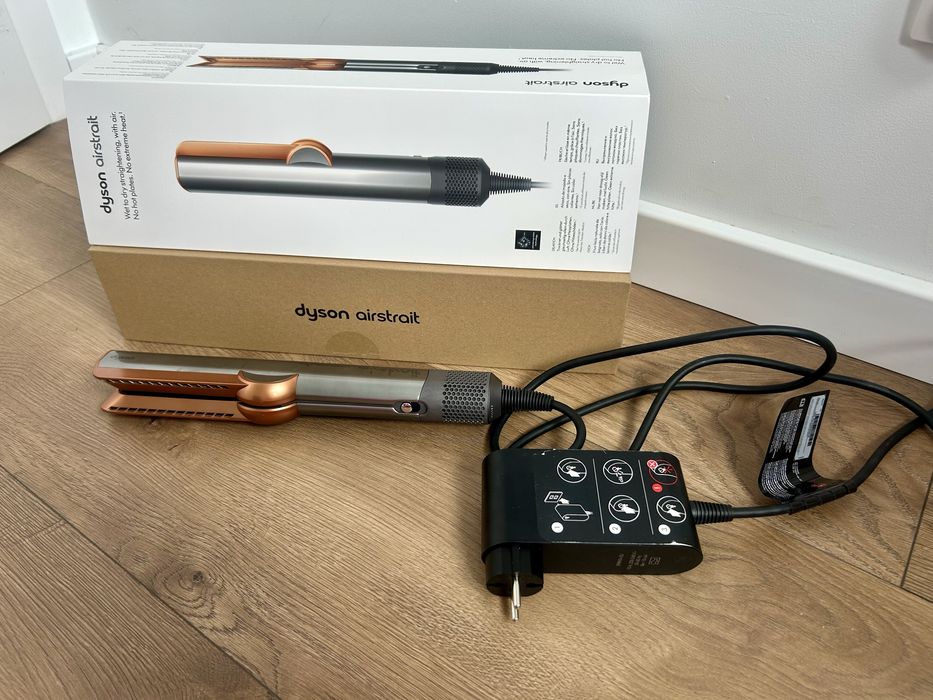 Dyson airstrait - aeroprostownica, na gwarancji