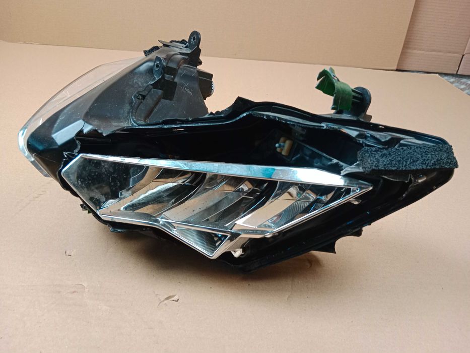 Kawasaki VERSYS 1000 Lampa Przód Przednia Reflektor Przedni 19 +