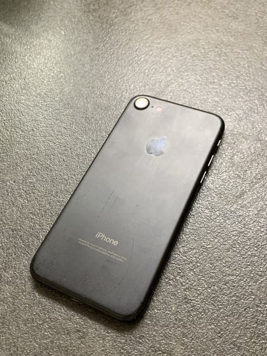 Iphone 7 32gb в хорошому стані