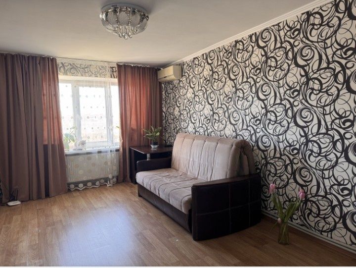 Здається трьох кімнатна квартира Центр