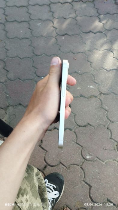 Iphone 13 в гарному стані
