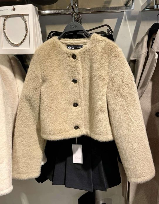 Трендова куртка/пальто/дублянка Zara в стилі Old Money.