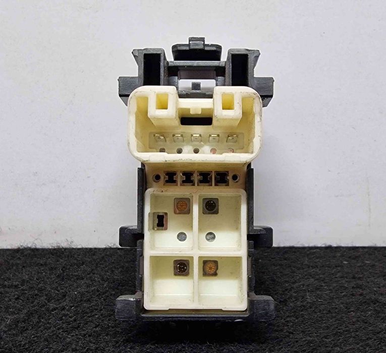 Comando / Botão / Interruptor Vidros Frente Direito 1928298 - TOYOTA YARIS