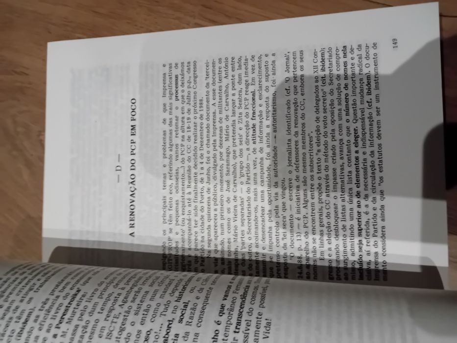FLASHES Sobre a Esquerda neste final de século (milénio).