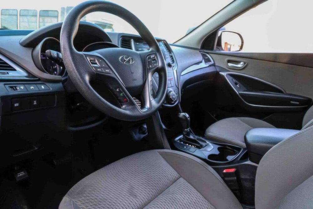 Hyundai SANTA FE      2015