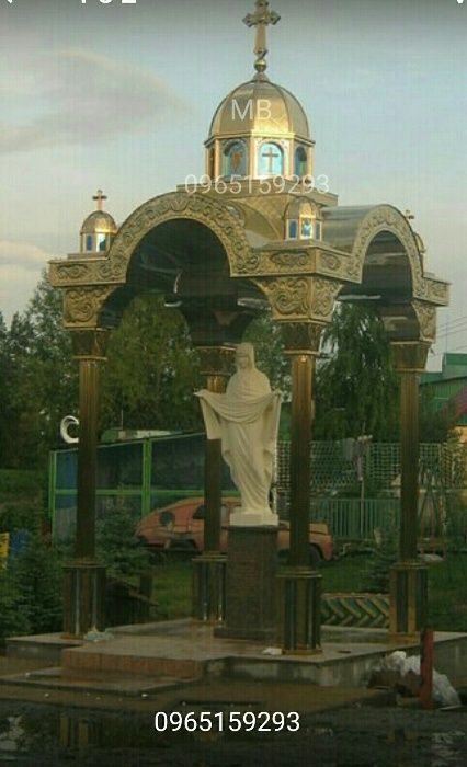 Каплички каплиця накриття дашок на скульптура (пам'ятник фигурку)