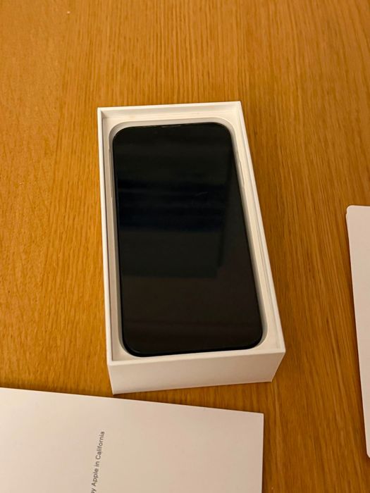 iPhone 13 512GB Preto