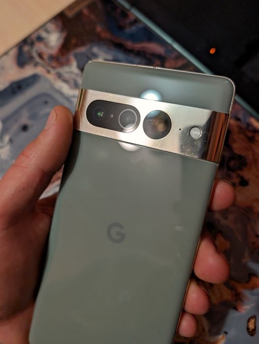 Pixel 7 pro софтлок чорна пляма, відновлення або донор