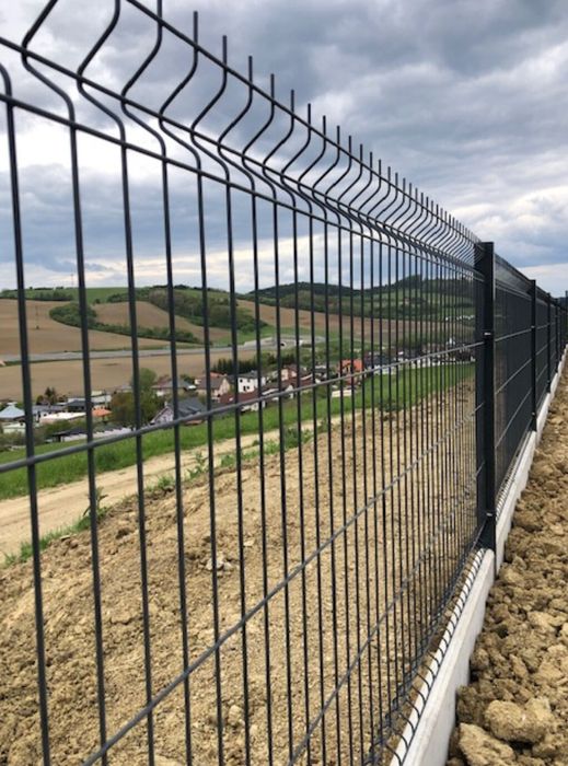 3D паркан у Дніпрі. Секційний паркан, ворота, хвіртки. Встановлення