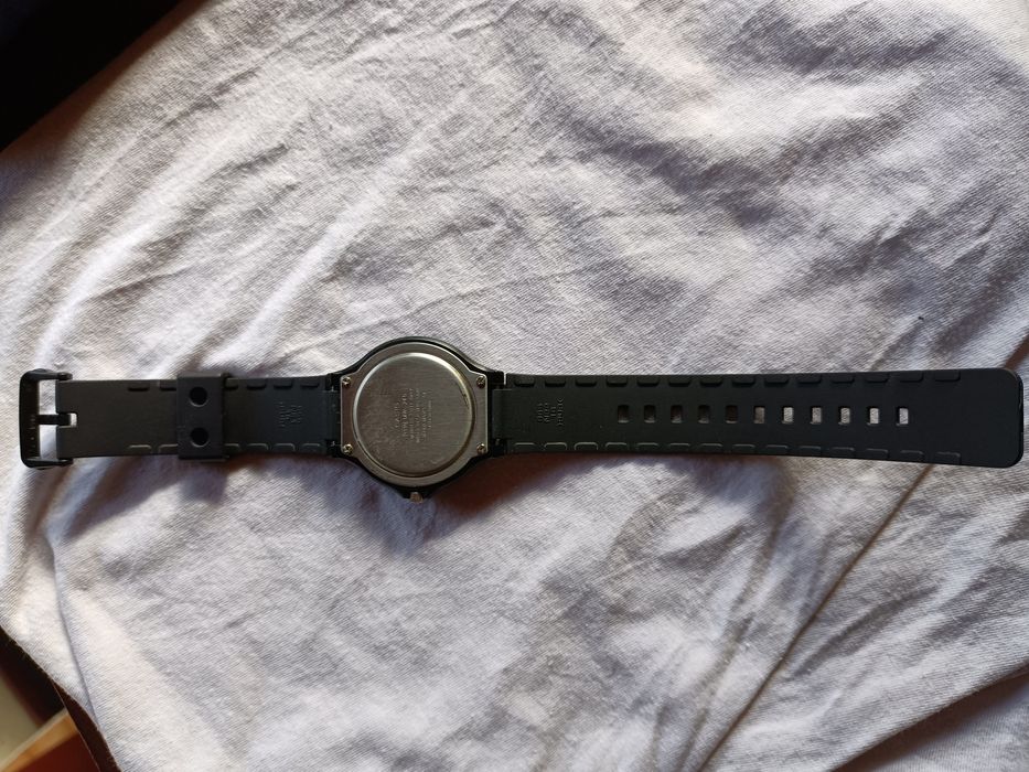 Relógio Casio MW-240
