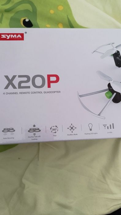 Drone with New Remote Controller445080475995351044